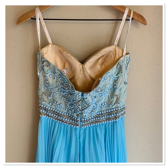 Cassandra Stone Evening Gown Beaded Jewel Bodice Pleated Long Dress Blue Size 4 - Picture 12 of 15